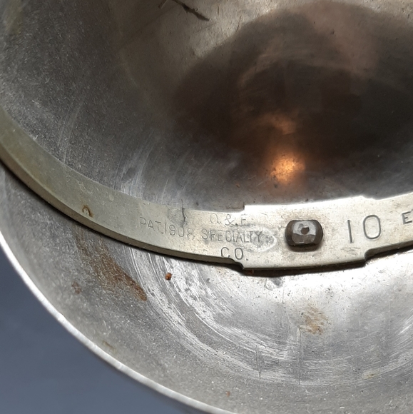 Antique Q & E Specialty Co. #10 Ice Cream Scoop Erie, PA Pat. 1908 Wooden Handle - Picture 4 of 6